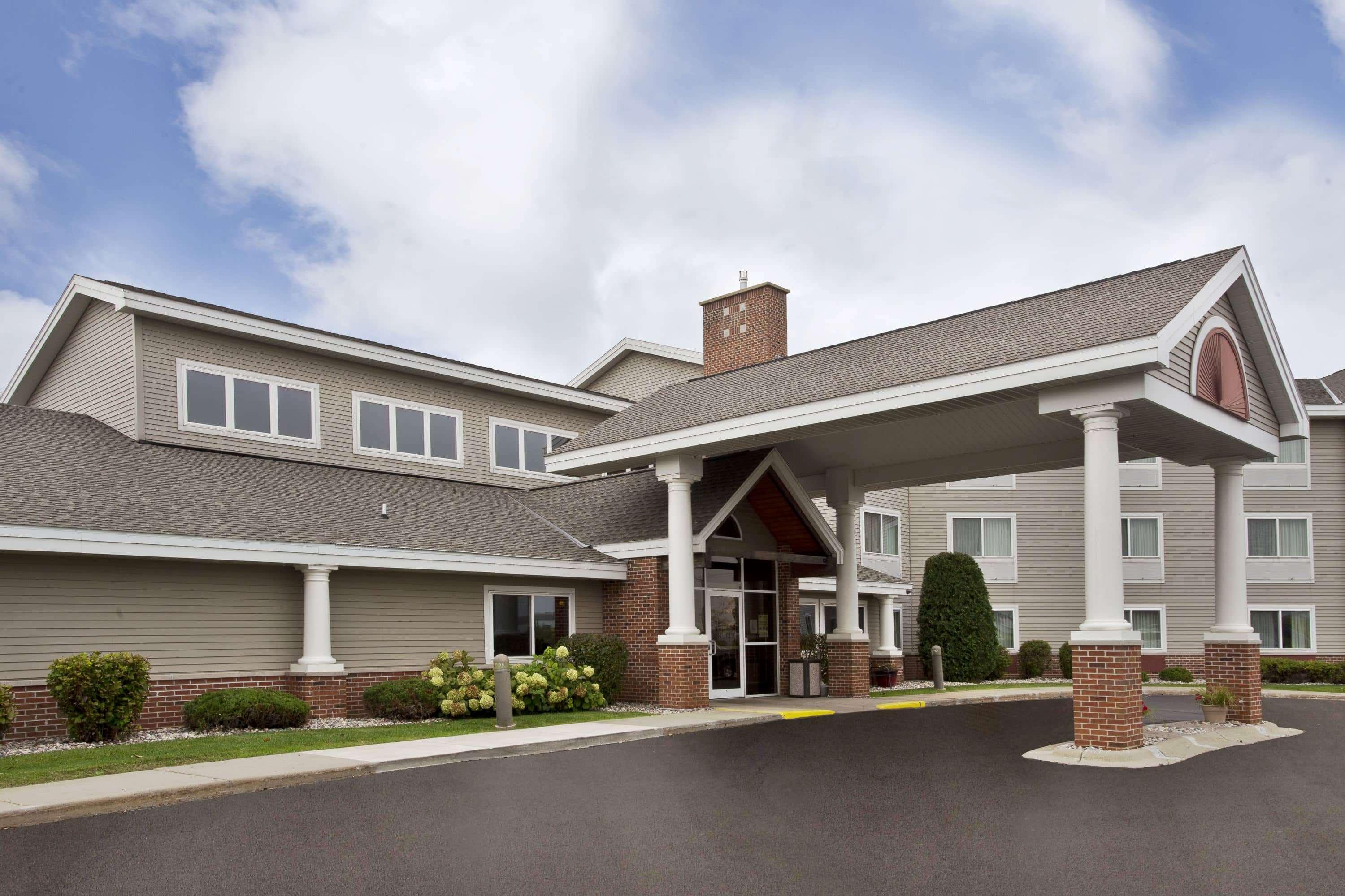 Americinn By Wyndham Beaver Dam Exterior foto